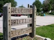 Welcome sign to Griffith Bike Trail